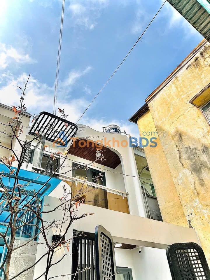 Nhà Gò Vấp 49.8m² - Hẻm Bagac Giá 6.68 Tỷ, Sổ Hồng Riêng