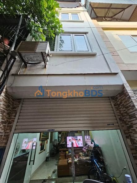 Nhà Phố Đức Giang, Long Biên - 35m², 4 Tầng, 4 Ngủ, Ô Tô Vào Nhà - Giá 4.85 Tỷ