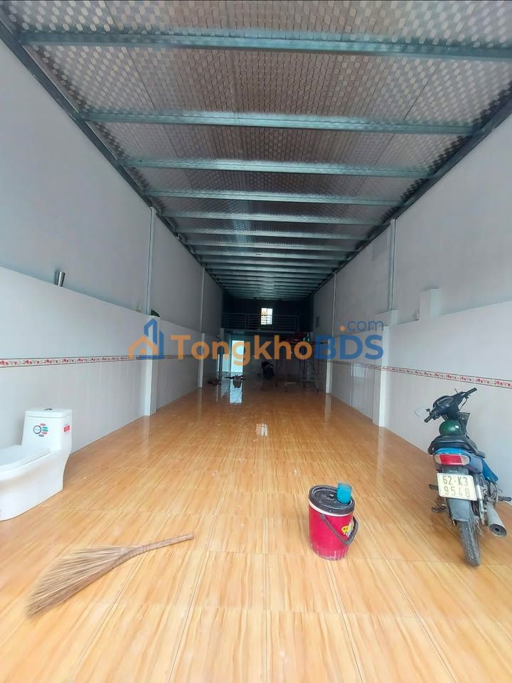 Nhà Lê Trọng Tấn Tân Phú 110m² 12 triệu - Ô tô vào nhà