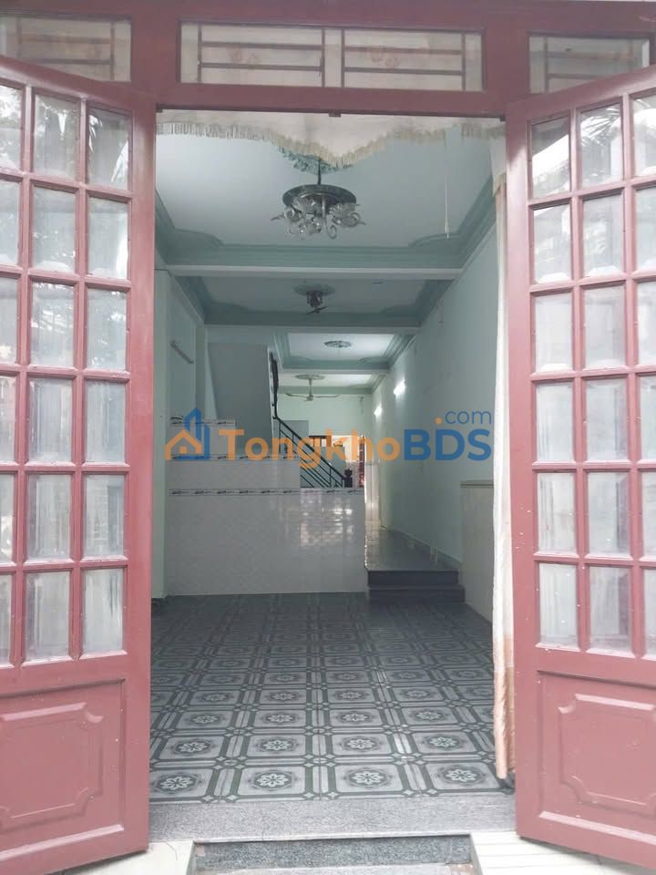 Nhà thuê Kênh Tân Hóa 72m2 12 triệu - Ô tô vào tận nhà