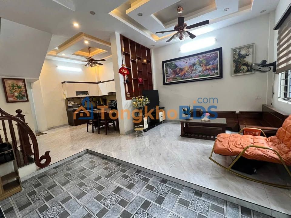 Bán Nhà 2 Tầng Vĩnh Giang, Nam Định 47m² - Giá 2.2 Tỷ