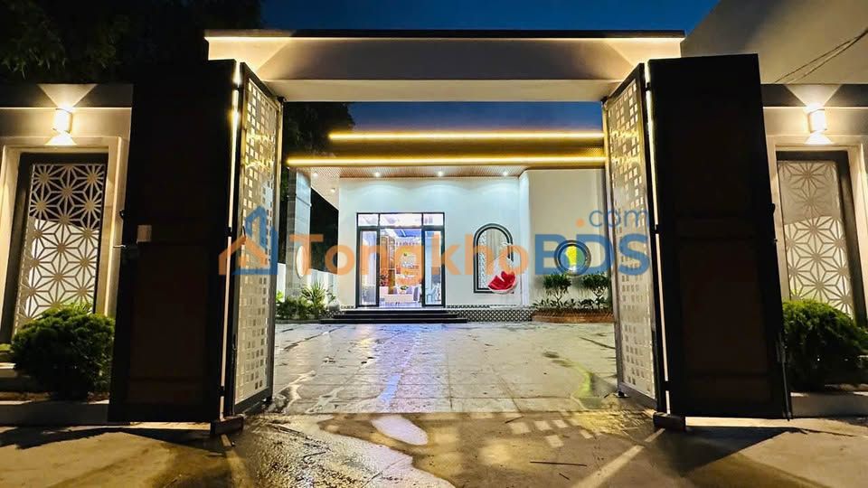 Villa Sân Vườn 630m² Có Hồ Bơi - Ngay Chợ Long Thượng, Cần Giuộc, Long An - 5.9 Tỷ TL