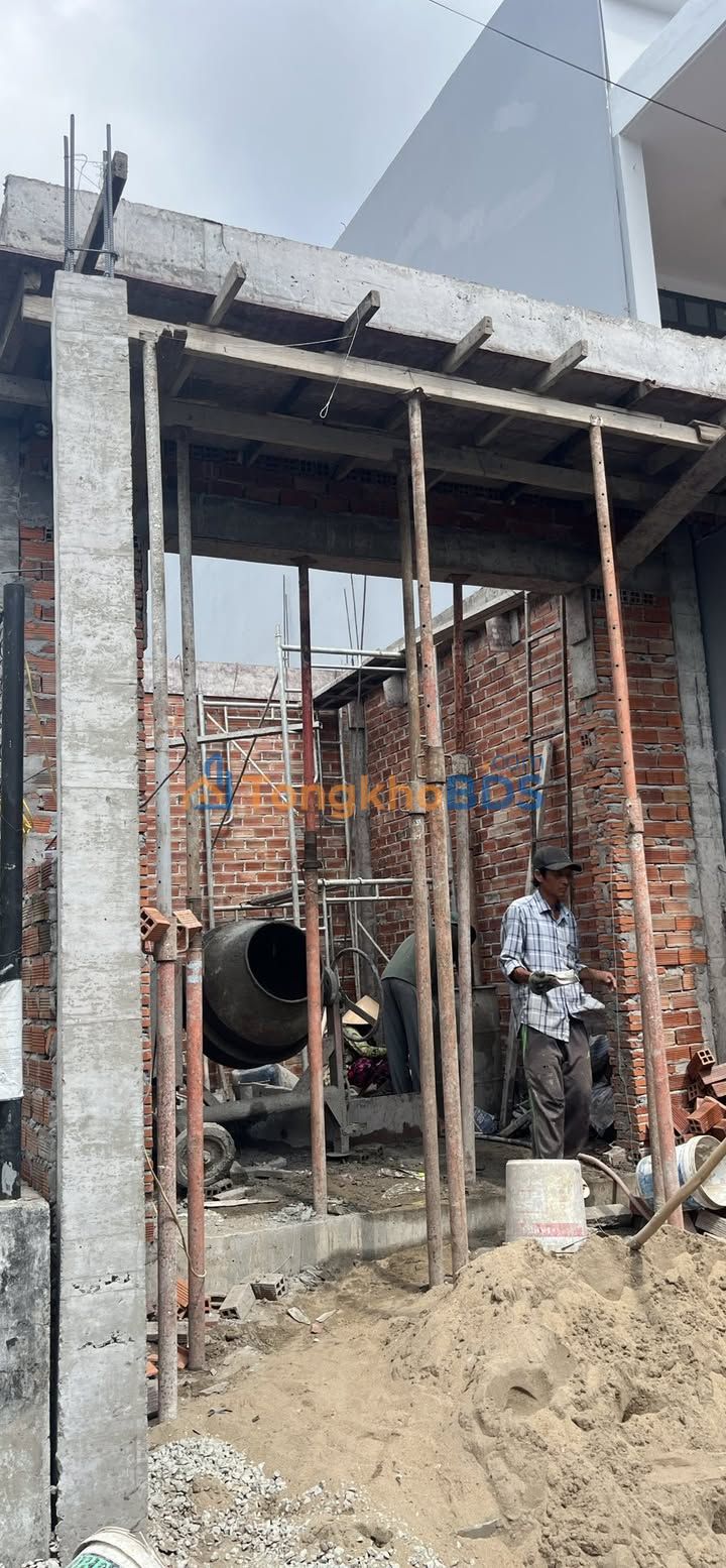 Cho thuê nhà mặt tiền hẻm Phạm Ngọc Hưng, Ninh Kiều - 56m², 2PN, 4.5 Triệu/Tháng