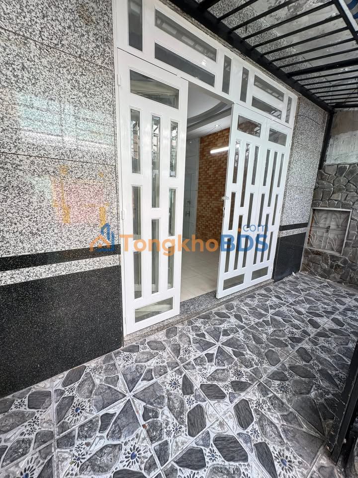 Nhà Nguyên Căn 80m² Hẻm CMT8, Ninh Kiều - Giá 4 Triệu/Tháng