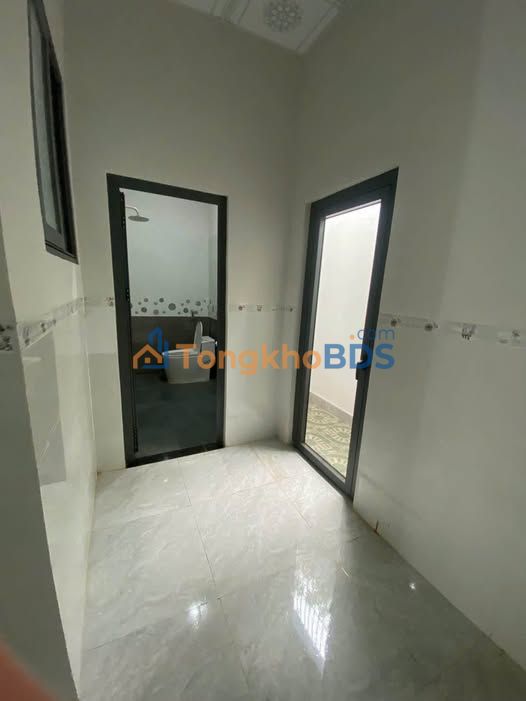 Nhà Nguyên Căn Hẻm 266 Y Moan, BMT - 2PN, Sân Rộng, Giá 5 Triệu