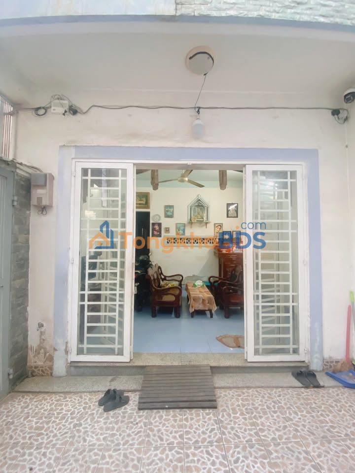 Nhà 3 Tầng Mặt Tiền Võ Văn Ngân, Thủ Đức - 215m² Thổ Cư