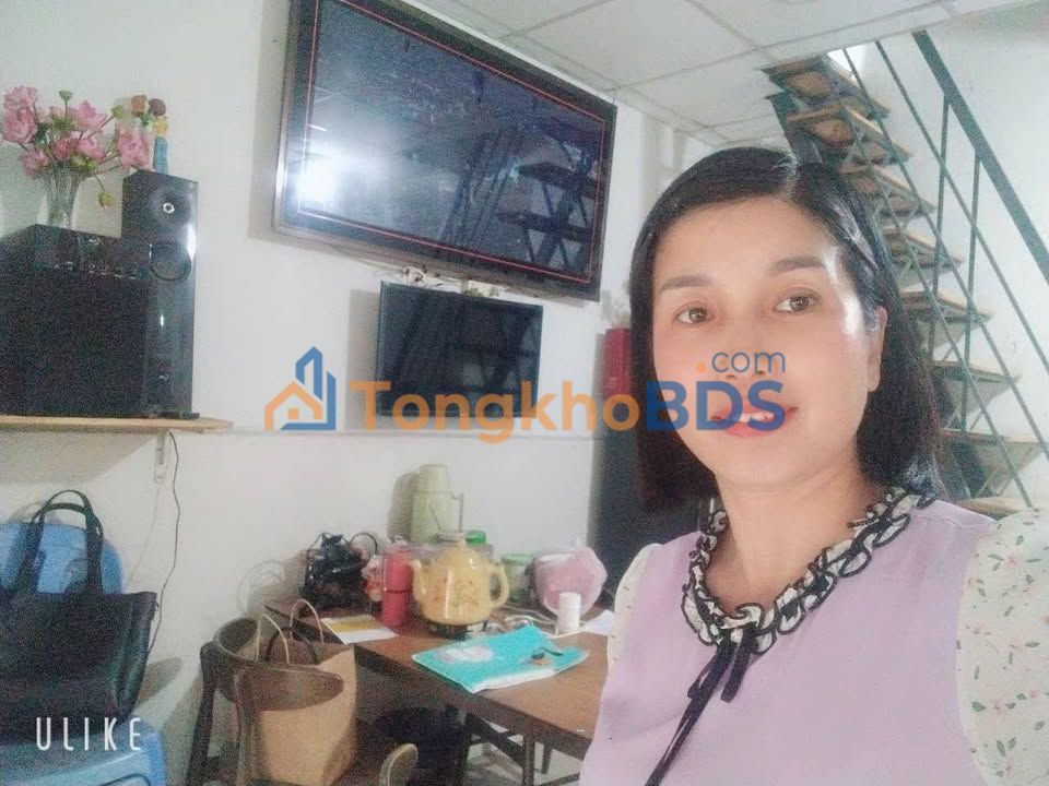 Nhà phố Quận 12 70m² bán gấp - Mặt tiền kinh doanh