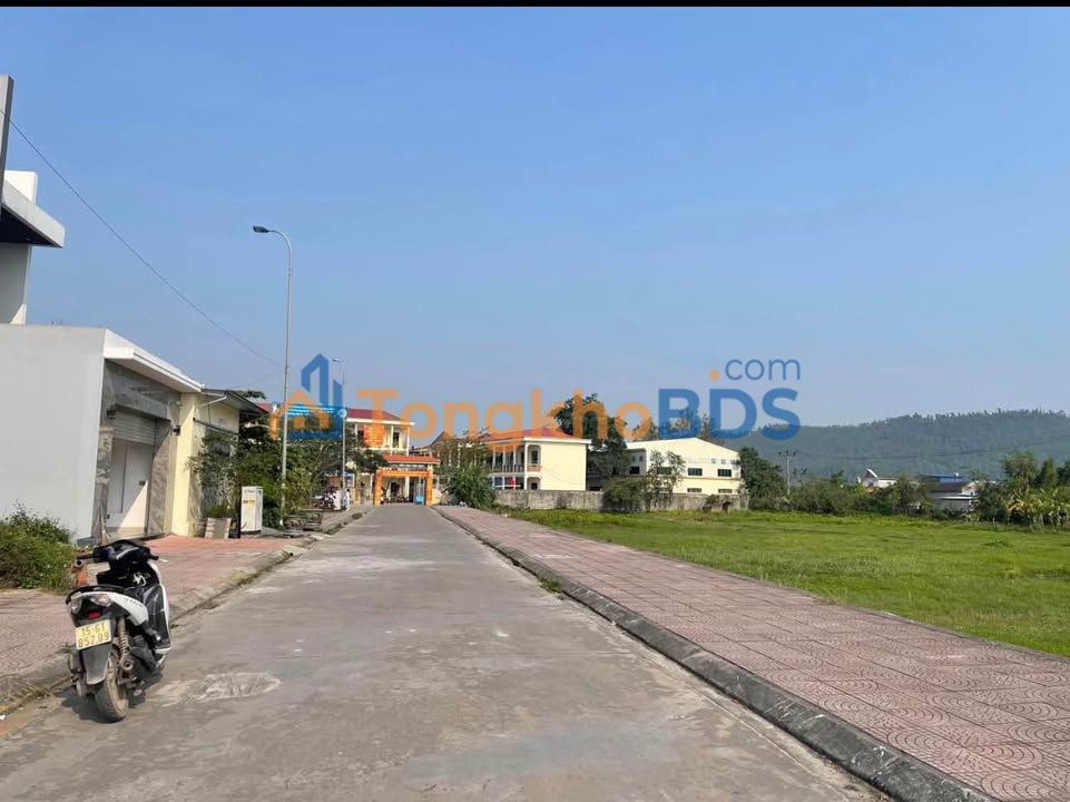 Dat nen Thuy Nguyen 140m2 2.1 ty - Tiem nang tang gia