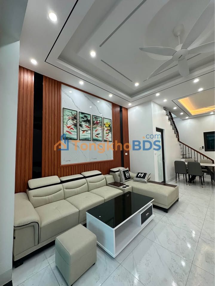 Nhà 3 tầng Phường Phúc Thành 115m² 5 tỷ - Sẵn sàng ở ngay