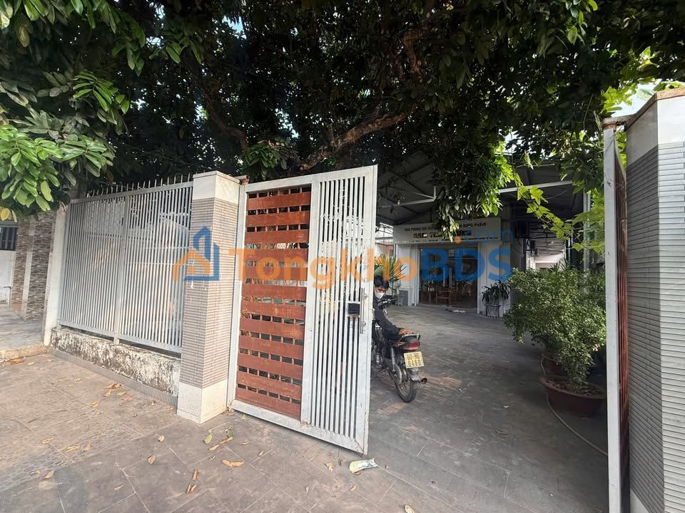 Nhà mặt tiền Trảng Dài 268m² 9 triệu - Vị trí đẹp