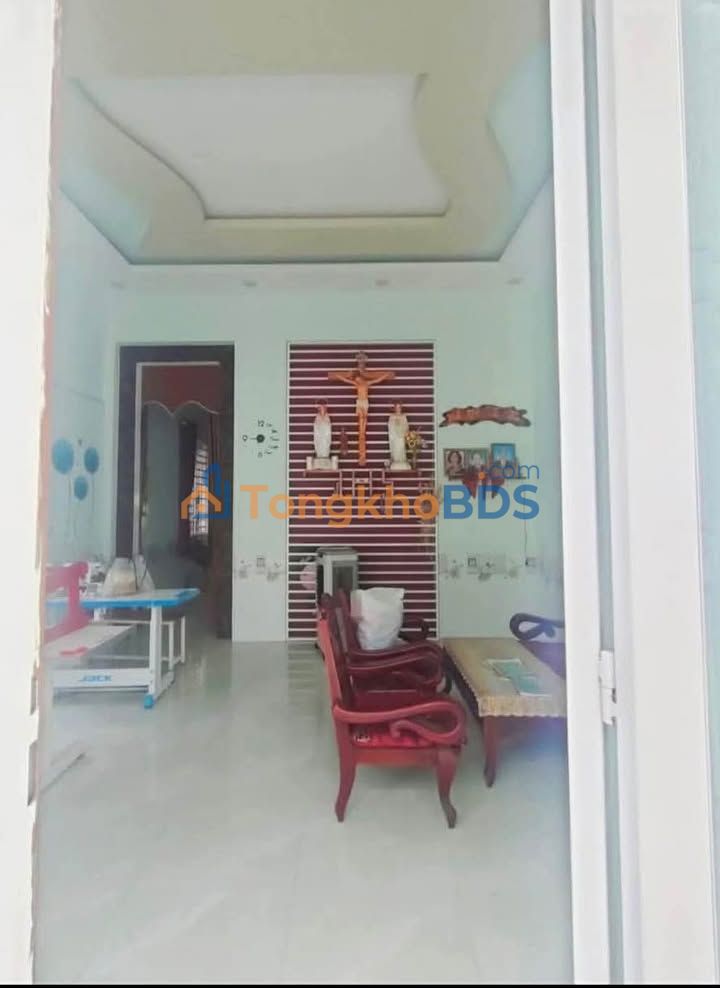 Nhà riêng Vĩnh Cửu 180m² giá 2.2 tỷ - Ô tô vào tận nhà