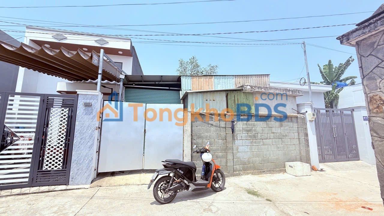 Kho xưởng Dương Công Khi 218m² giá 6,6 tỷ - Hoạt động ngay