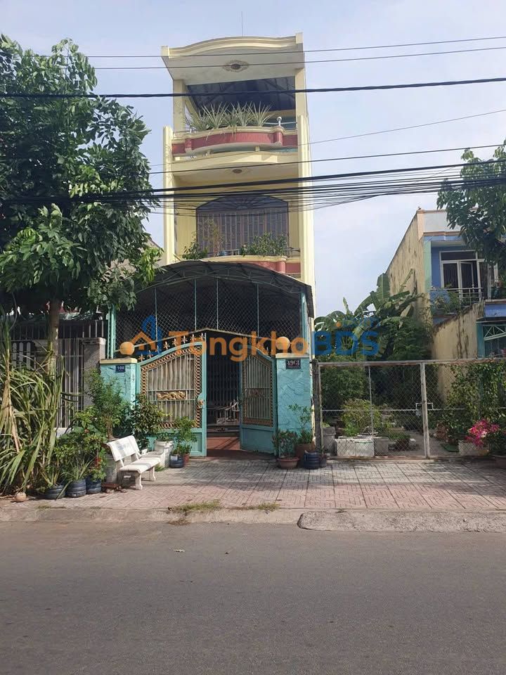 Nhà riêng Mỹ Tho 123m² 3.6 tỷ - Ô tô vào tận nhà