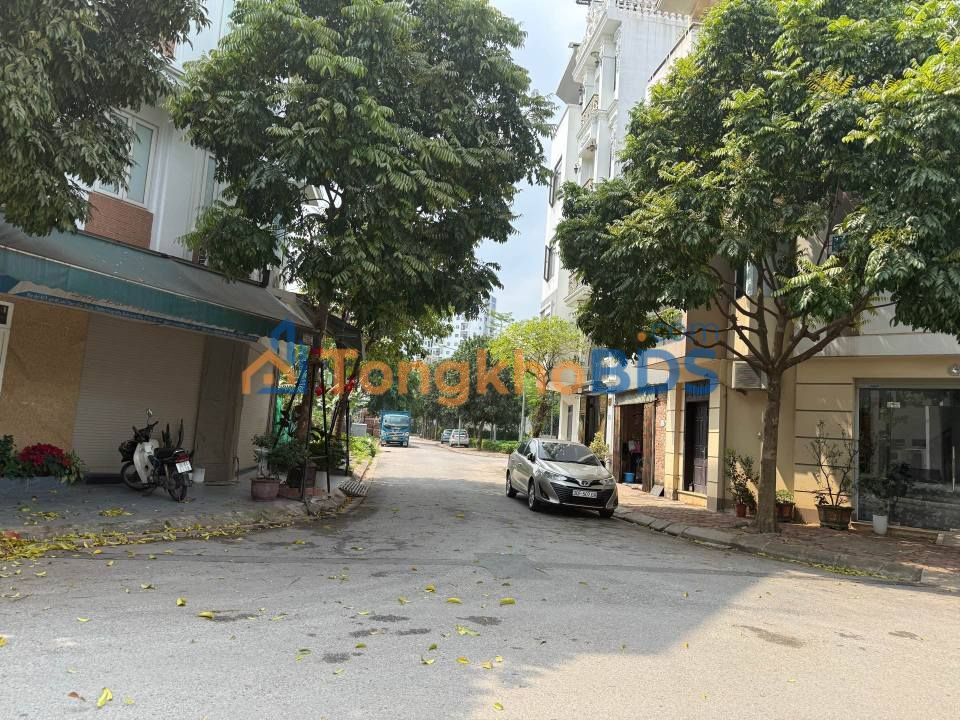 Đất Giang Biên 90m² view công viên - Sổ đỏ chính chủ