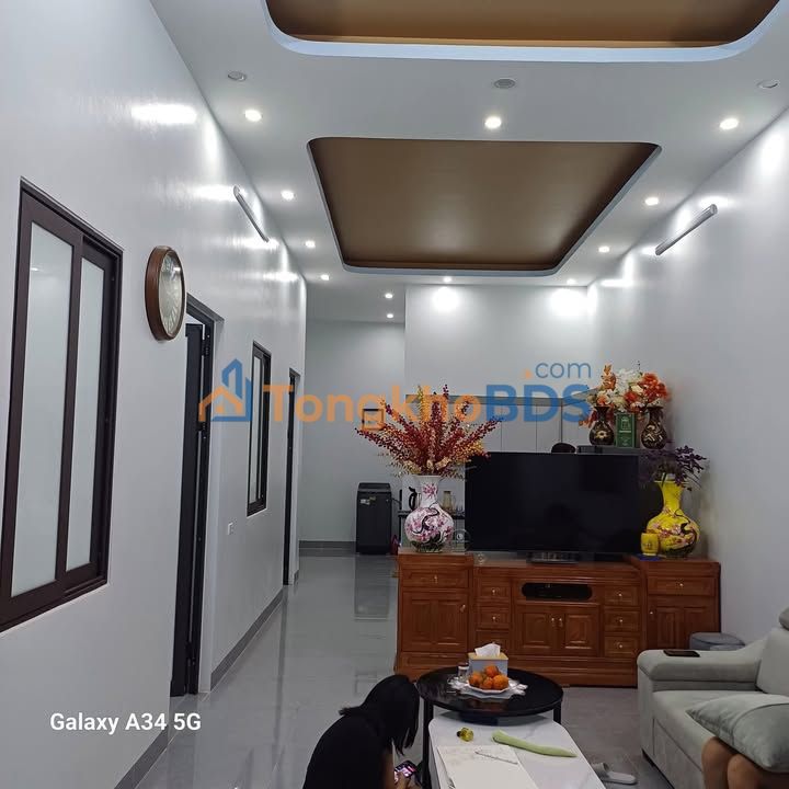 Nhà riêng Phường Đoàn Kết 235m² giá 900 triệu - Chính chủ sẵn sàng bán