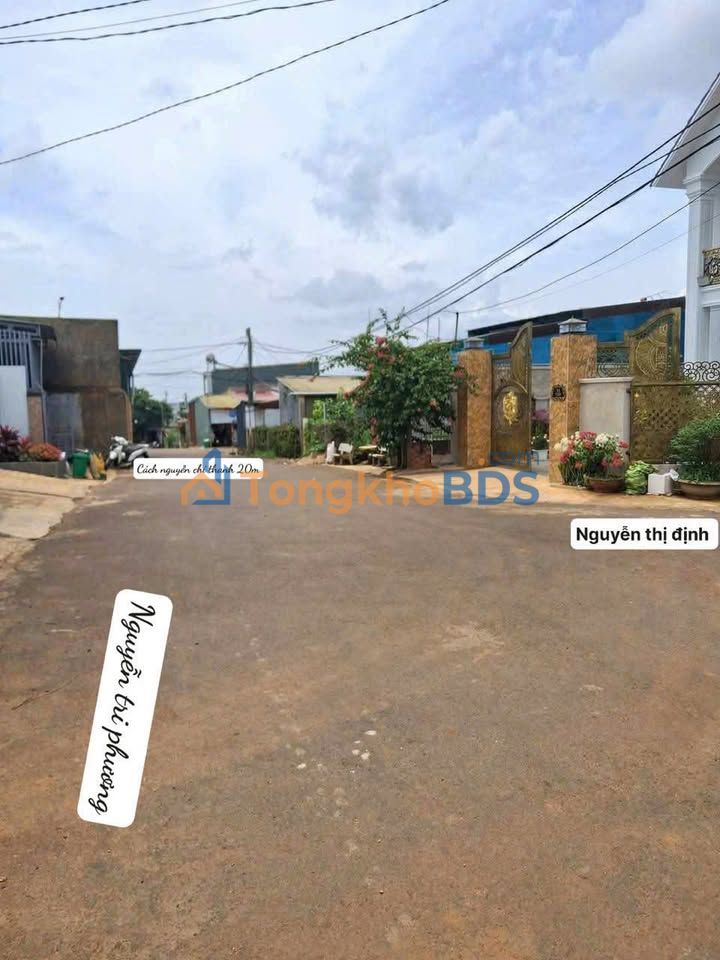 Đất nền MT Nguyễn Thị Định, Buôn Hồ 156m² - Giá 1.8 tỷ, Sổ đỏ sẵn