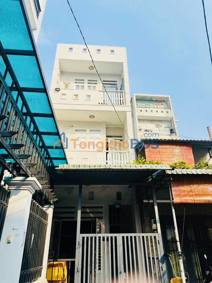 Nhà riêng Tân Phú 80m² giá 5.92 tỷ - Ô tô vào tận nhà