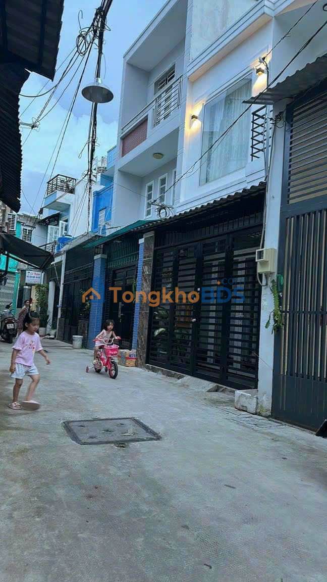 Nhà quận Bình Tân 48m² giá 3,3 tỷ - Vị trí đẹp hiếm có
