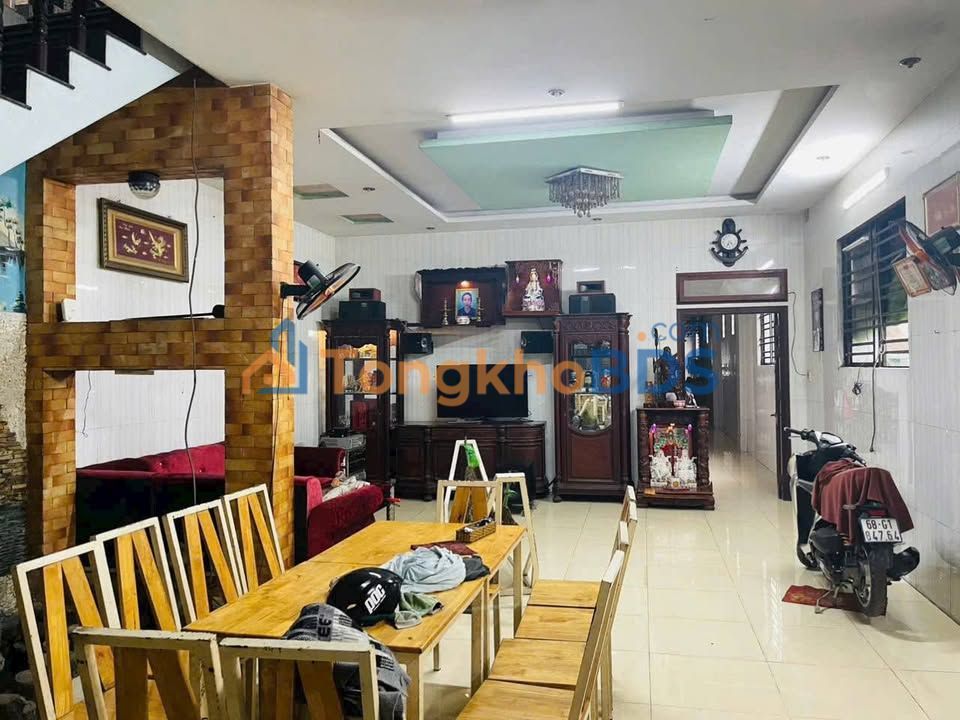 Nhà Mặt Tiền Võ Văn Vân Bình Chánh 326m² Giá 16.5 Tỷ