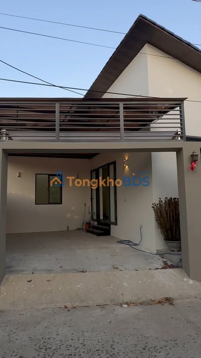 Nhà riêng Nha Trang 170m² 4.59 tỷ - Ô tô vào tận nhà