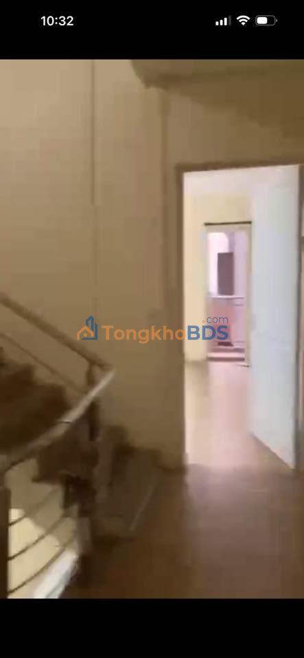 Nhà riêng Cầu Cốc Đống Đa 165m² 10tr - Ô tô vào nhà