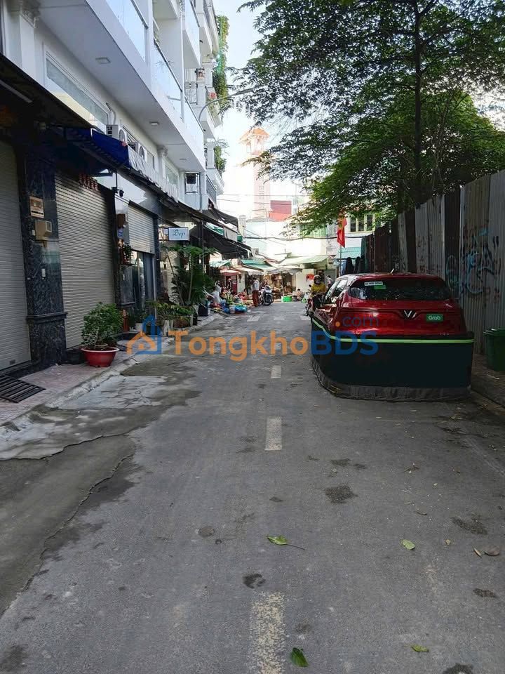 Nhà 6 tầng Lạc Long Quân Q11 40m² giá 9,6 tỷ - Chính chủ bán sẵn ở ngay