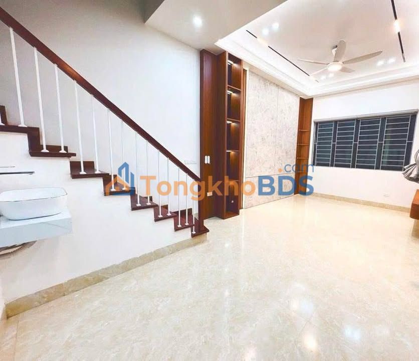 Nhà Xuân Đỉnh 50m² giá 12 tỷ - Ô tô vào tận nhà