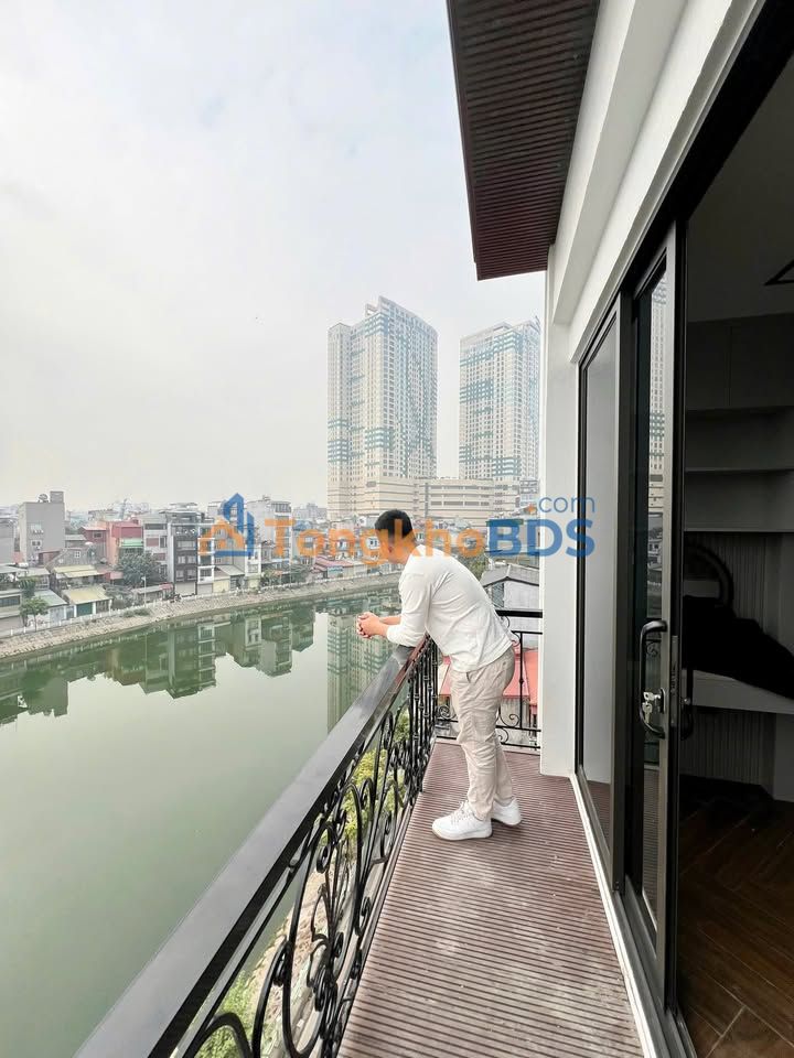 Nhà Ngọc Lâm Long Biên 45m² full nội thất kinh doanh tốt