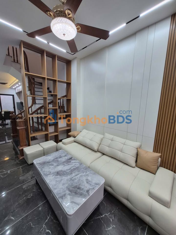 Nhà Chính Chủ 45m² Thọ Am, Thanh Trì - 6.8 Tỷ, 6PN Full Nội Thất