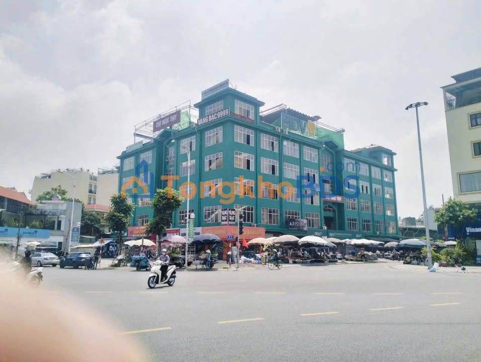 Nhà Phố Ngọc Thụy Long Biên 60m² - 4 Tầng - Ô Tô Vào Nhà - Giá 9.3 Tỷ