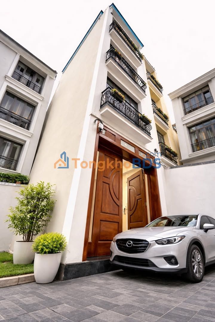 Nhà Long Biên 40m² 8.9 tỷ - Chính chủ full nội thất