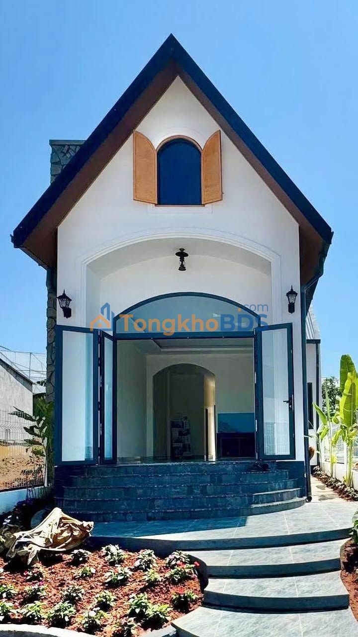 Nhà nghỉ dưỡng Nam Ban Lâm Hà 200m² giá 2.15 tỷ - Sẵn sàng ở ngay