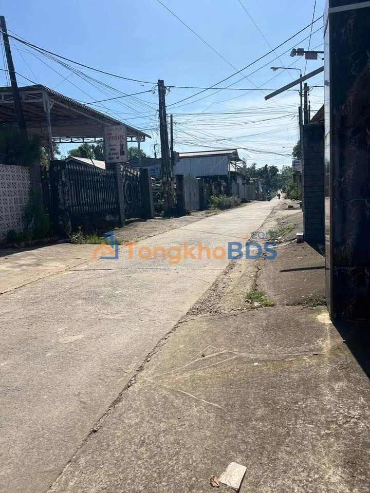 Đất nền Phú Lâm, Đồng Nai - 174m² mặt tiền trục chính, giá 2.3 tỷ