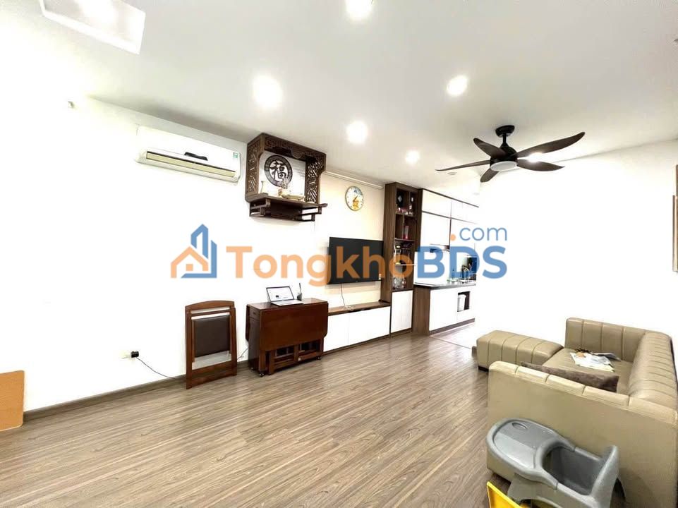 Cho thuê căn hộ 2PN VP6 Hoàng Mai, full nội thất - 8 triệu/tháng