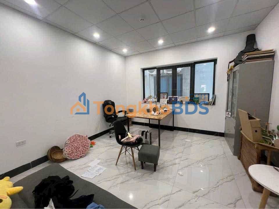 Văn phòng Hàm Nghi Cầu Giấy 30m² 5 triệu - View đẹp