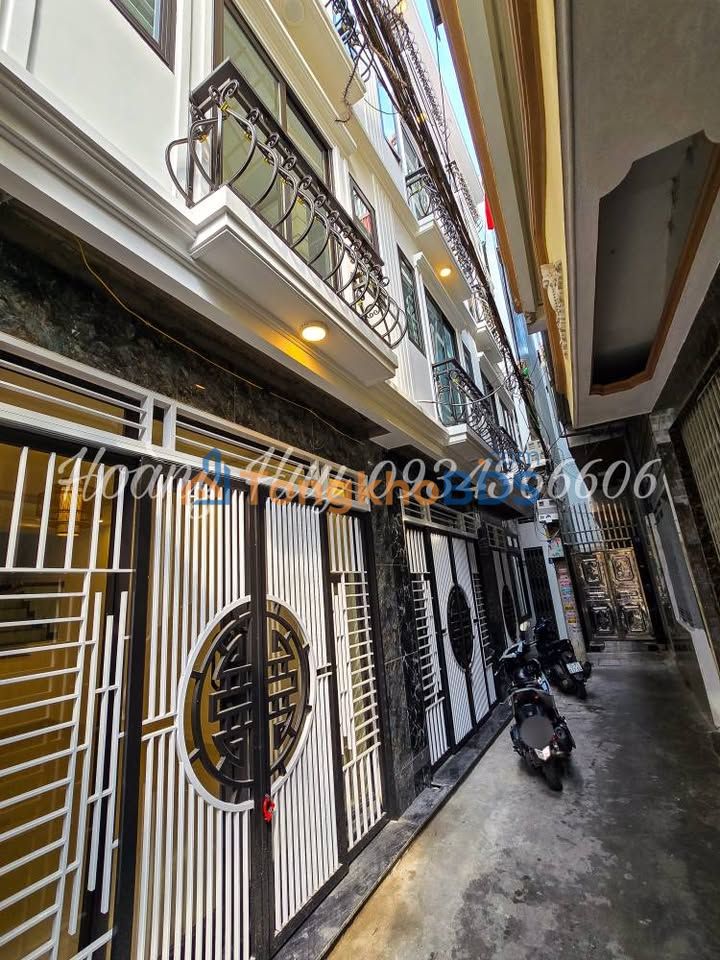 Nhà Phố 4 Tầng Mặt Ngõ Lạch Tray, Hải Phòng - Sổ Đỏ Chính Chủ, 4.25 Tỷ