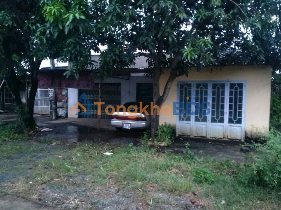 Kho xuong Hoa An 360m2 gan QL13 - Hoat dong ngay chinh chu