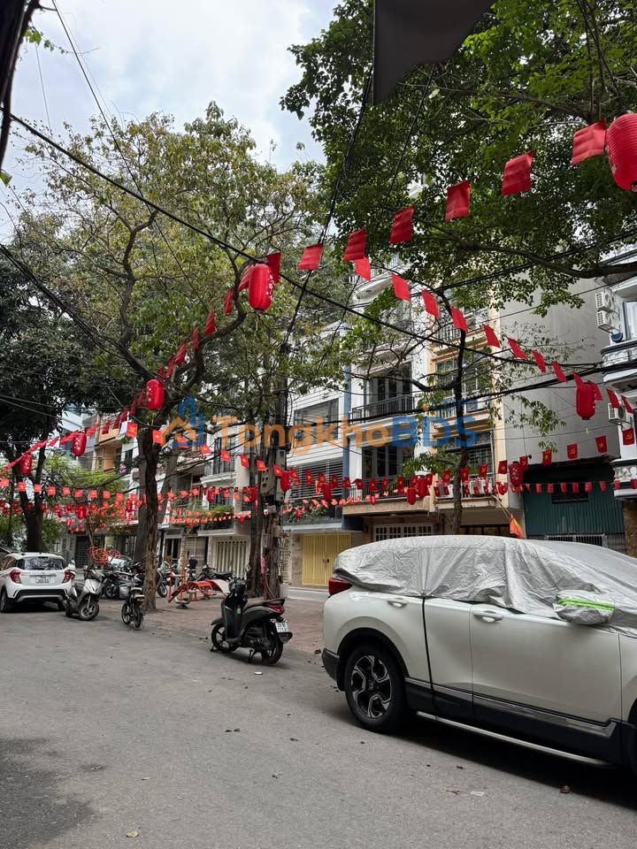 Mặt bằng Đỗ Quang Cầu Giấy 25m² 14 triệu - Mặt tiền kinh doanh