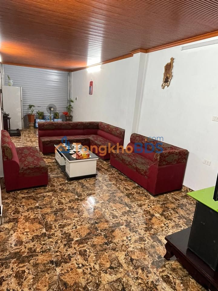 Cho thuê nhà nguyên căn 2 tầng 70m² Phường Phú Diễn - Gần ĐH Công Nghiệp