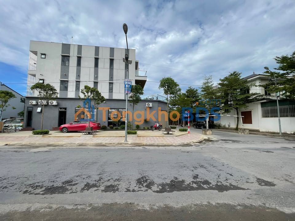 Đất KĐT Phú Thọ Vĩnh Yên 140m² 5.x tỷ - Sổ đỏ chính chủ