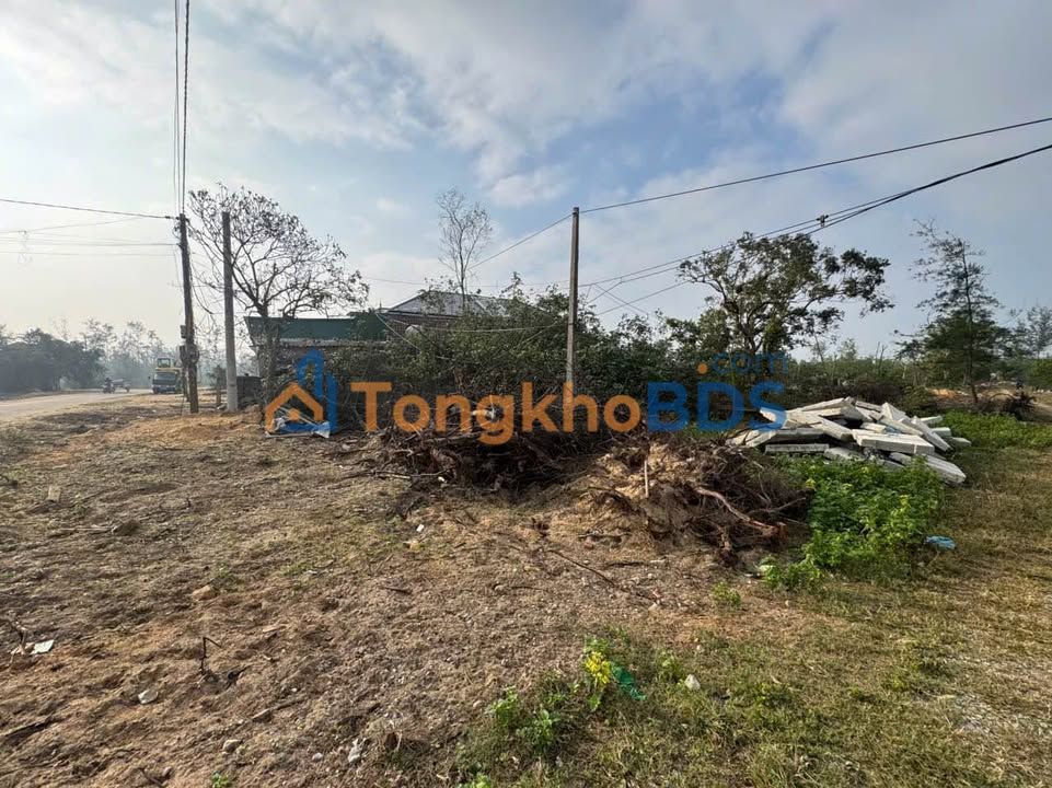 Đất nền Thạch Xuân 200m² 2.2 tỷ - Đường to ô tô hướng đông