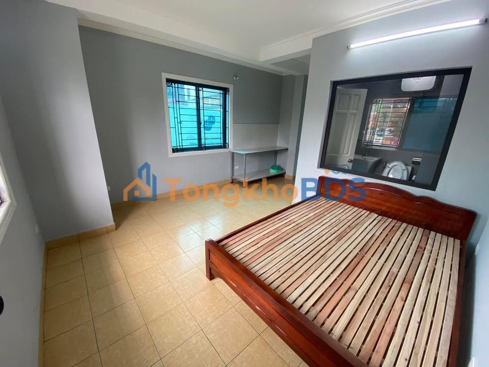 Phòng trọ 22m² Ngọc Hồi giá 2.9 triệu - Sẵn sàng vào ở