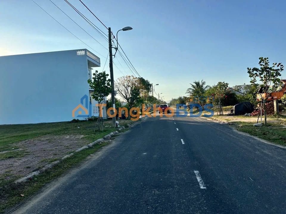 Nhà Góc 2 Mặt Tiền - 109m² Phú Đông, Tuy Hòa - Sổ Hồng Sẵn Sàng