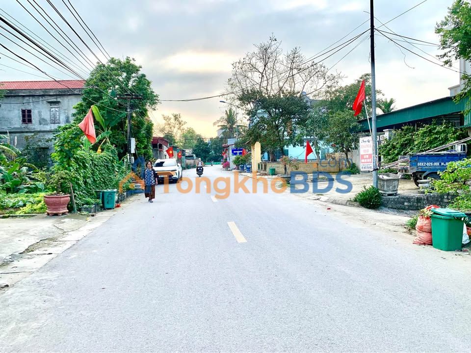 Đất nền Quảng Thịnh Thanh Hóa 140m² 2 tỷ - Đường ô tô