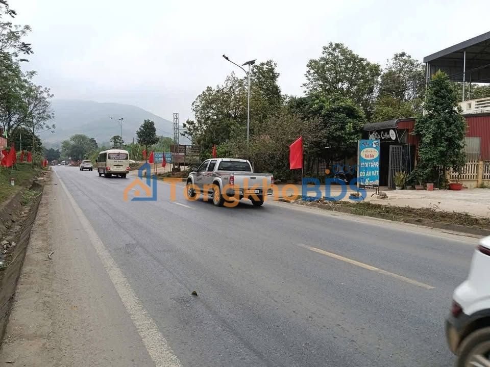 Đất VIP Mặt đường Hồ Chí Minh, Ngọc Lặc - 285m² Thổ cư, Giá 9xx Triệu