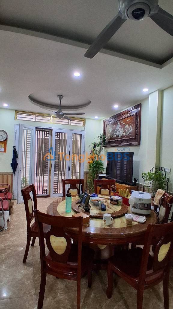 Nhà Nguyễn Đình Thi Tây Hồ 40m² 13 tỷ - Chính chủ bán