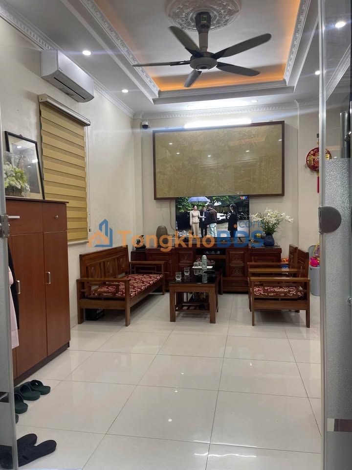 Bán Nhà 46m² Trần Quang Khải, Nam Định - 3 Tầng Kiên Cố, Giá 2.45 Tỷ