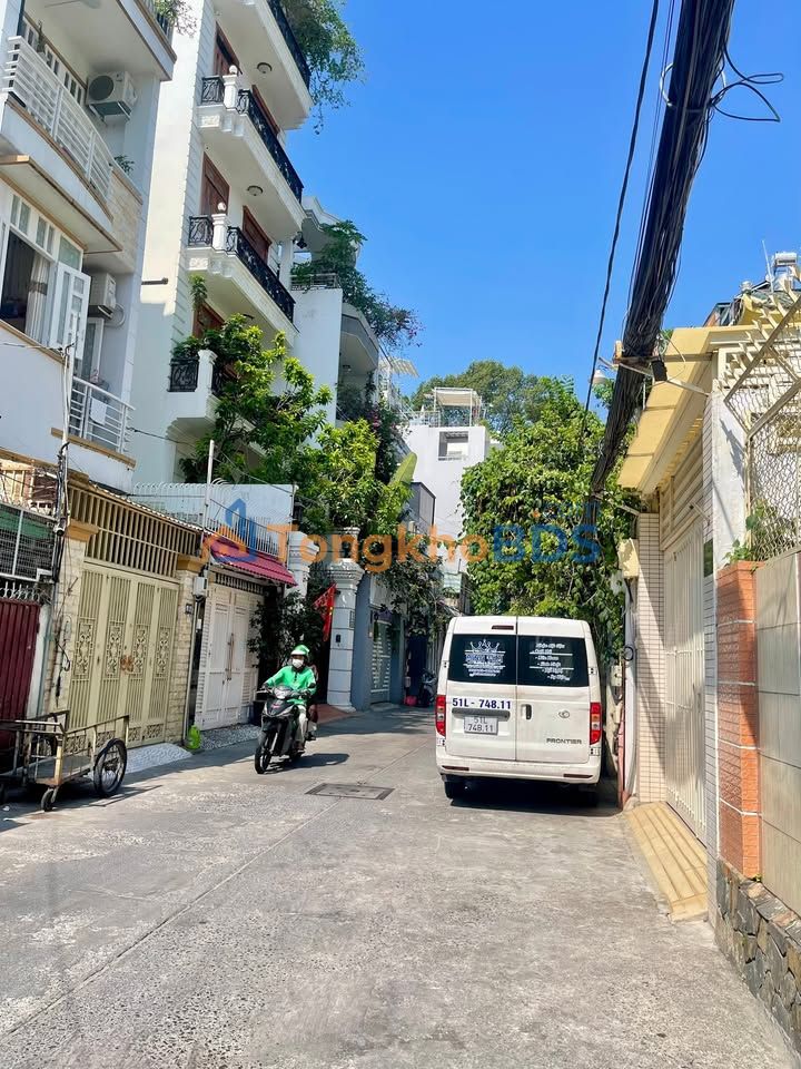 Nhà Trần Quang Diệu Q3 22m2 3.65 tỷ - Ô tô vào tận nhà