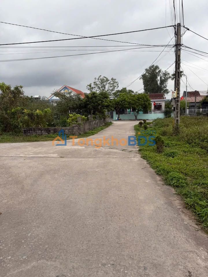 Đất nền Móng Cái 100m² 500-599tr - Sổ đỏ