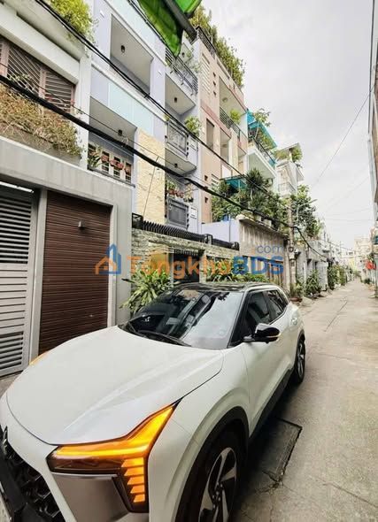 Nhà 4 Tầng 5.6x17m, 12 Tỷ, Ô Tô Vào Nhà, Tân Phú